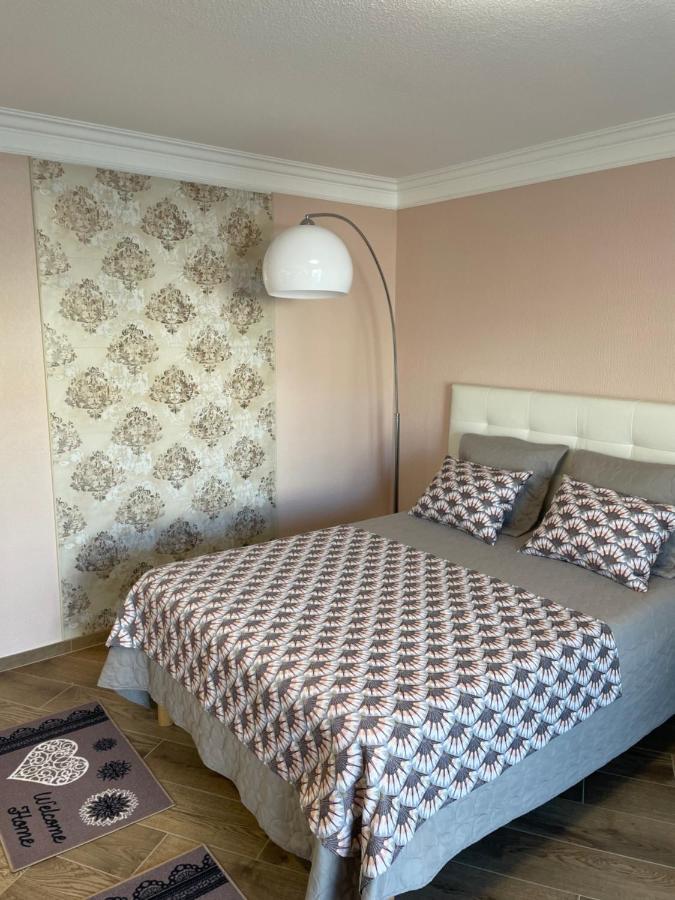 Studio With Swimming Pool 80 Meters Near The Beach Nice Exteriör bild